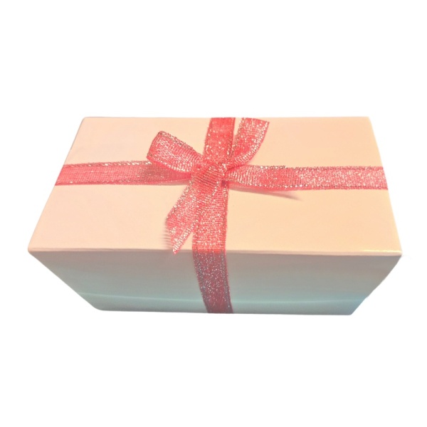 Medium White Ballotin Gift Box 400g - Fits 4 x 100g Pick & Mix Sweets